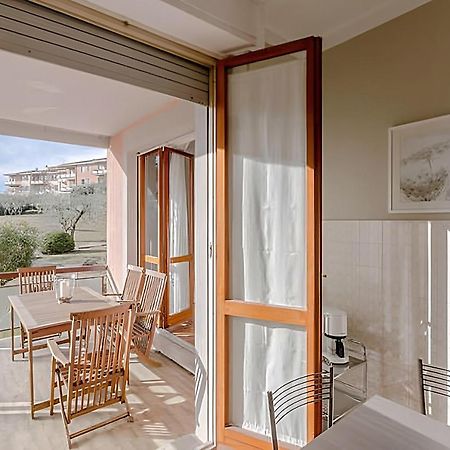 Natural Chic - Close To City Center And Beach - Parking ديسينسانو ديل غاردا المظهر الخارجي الصورة